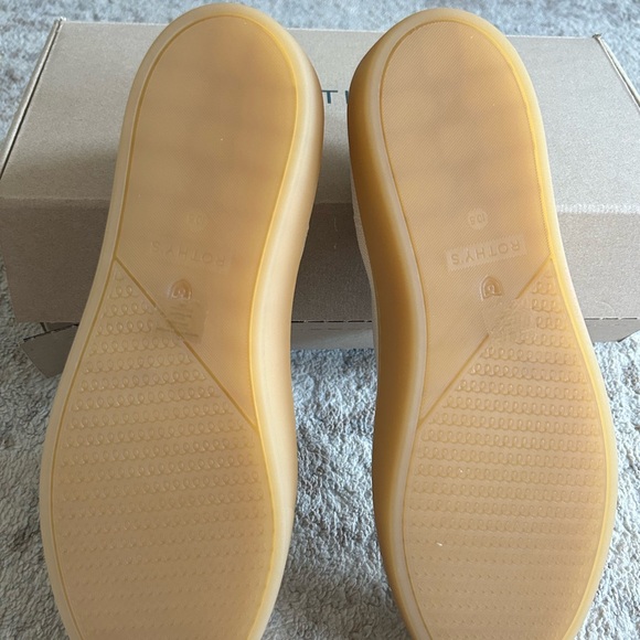 Rothy’s Sneaker Style 006 Vanilla Bean size 10.5 - Picture 2 of 5